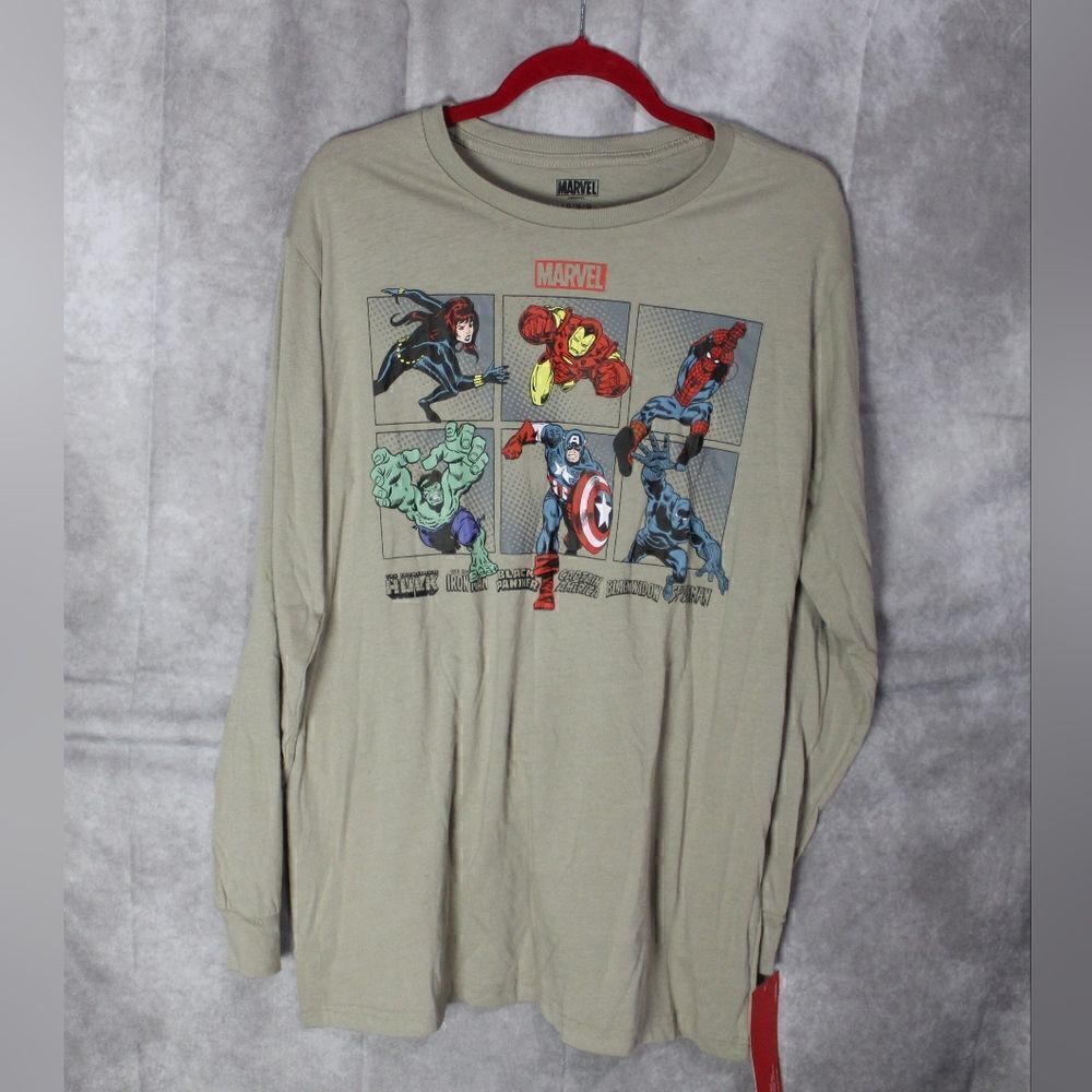 Men's MARVEL Super Heroe Team Up Long Sleeve Tee Medium‎